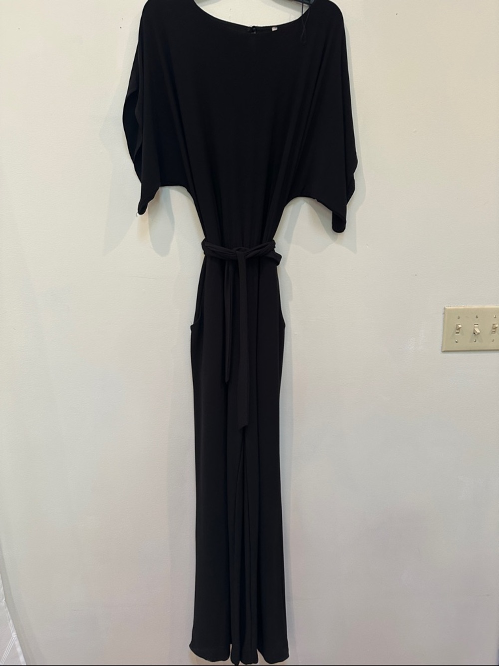 Black Women's Belted Wide-Leg Jumpsuit